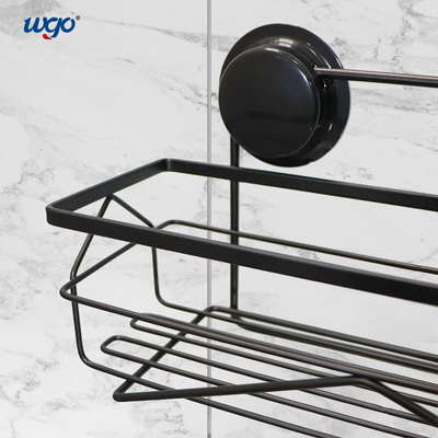 El negro oxidó los accesorios inoxidables del baño de acero que el tenedor para la ventosa de la ducha fijó