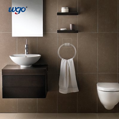 Material PC Baño Lavable Contenedor de anillo de toalla transparente Adesivo ISO9001 160mm de diámetro