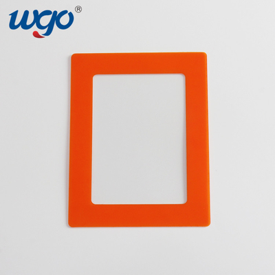 El uno mismo que pega la foto montada en la pared enmarca el SGS del ISO 9001 aprobado